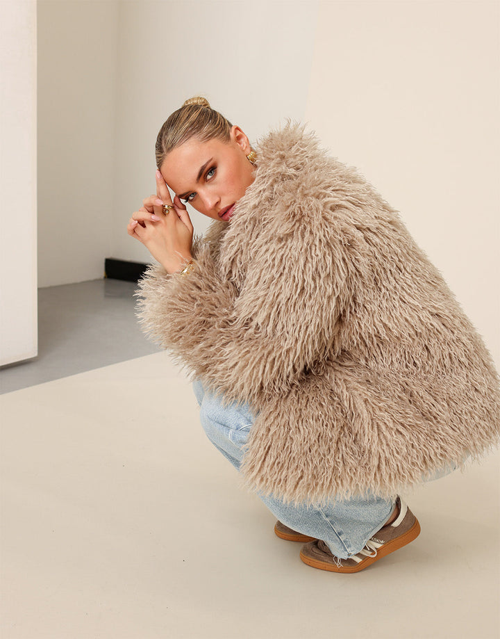 Beige Fluffy Bont - Jas
