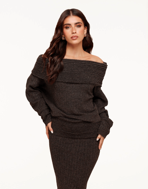 Donkerbruine Stevige Gebreide Off Shoulder - Trui